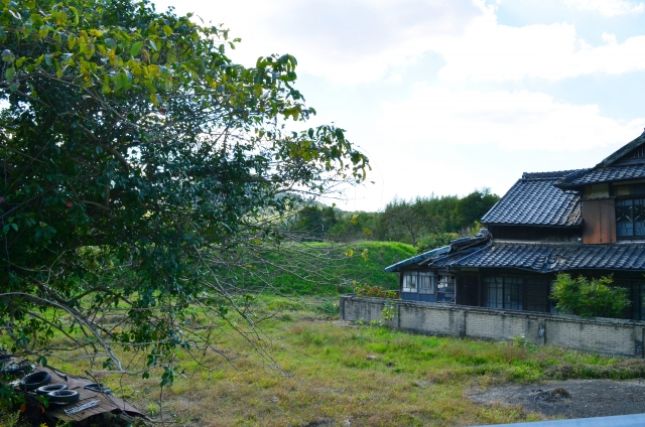 大田市で土地の売却相談！古家つきと更地どちらで売却する？売り出し価格の決め方